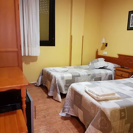 Hotel Los Nogales *